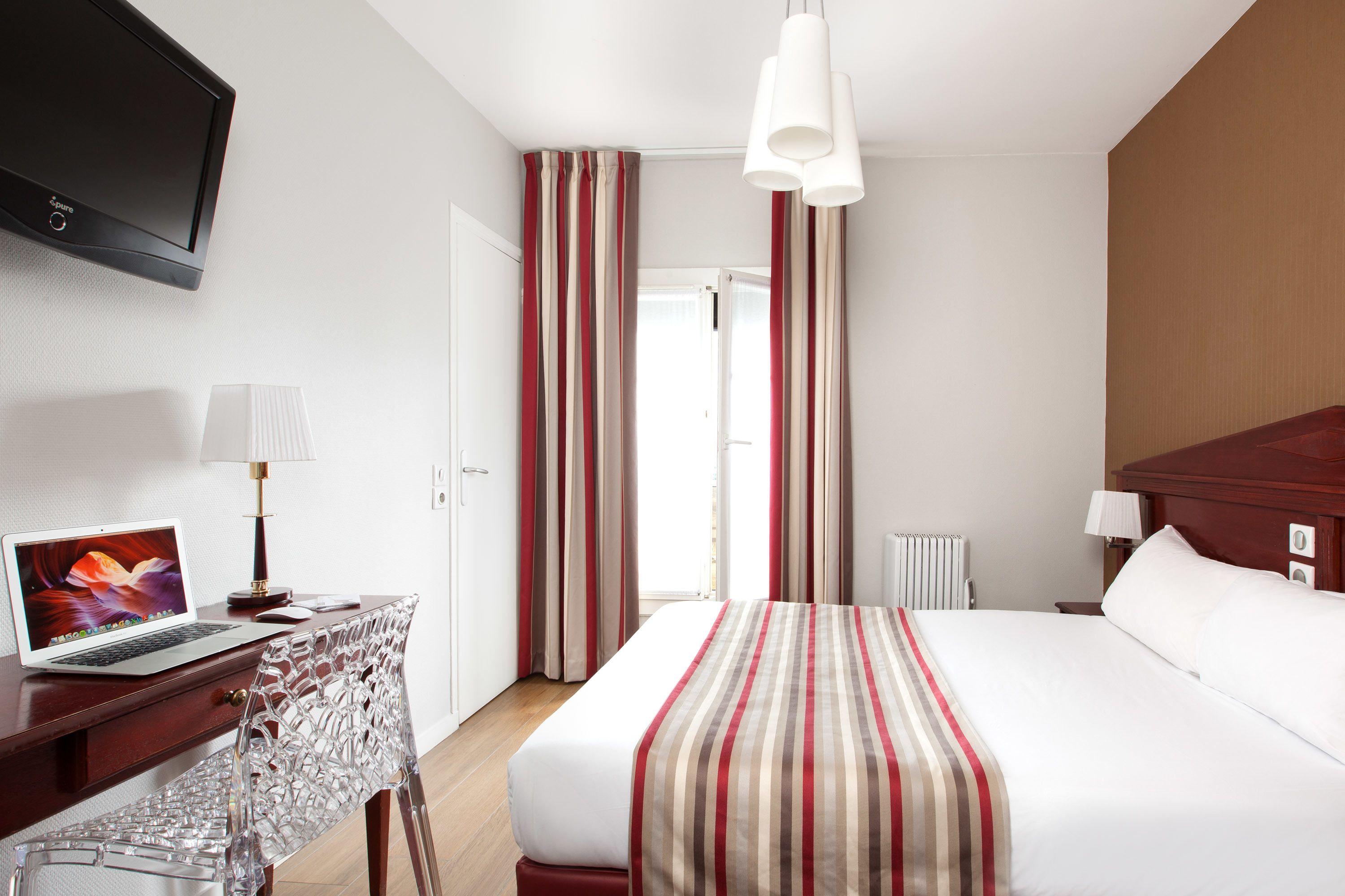 Eiffel Garibaldi Paris