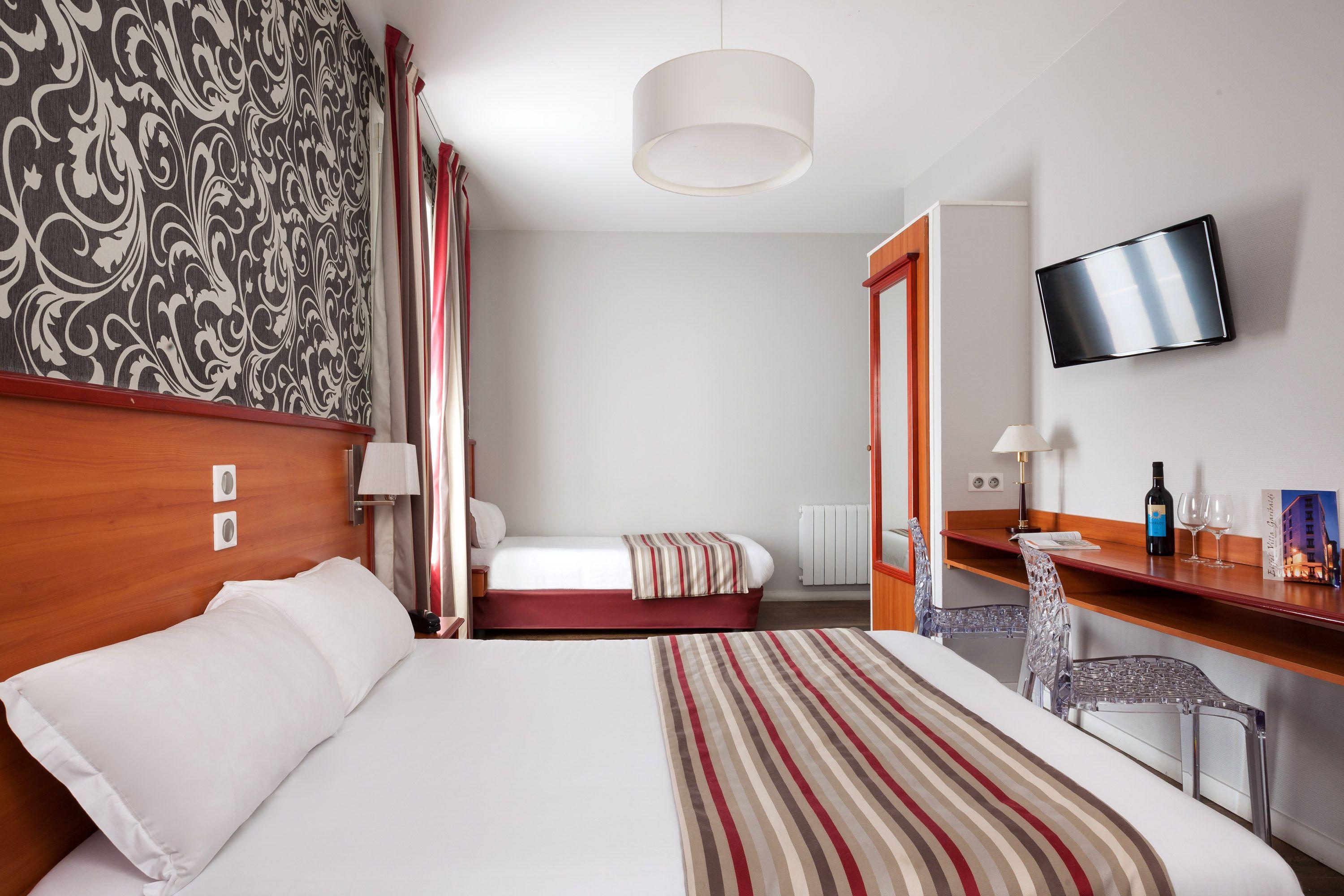 Hotel Eiffel Garibaldi 3*