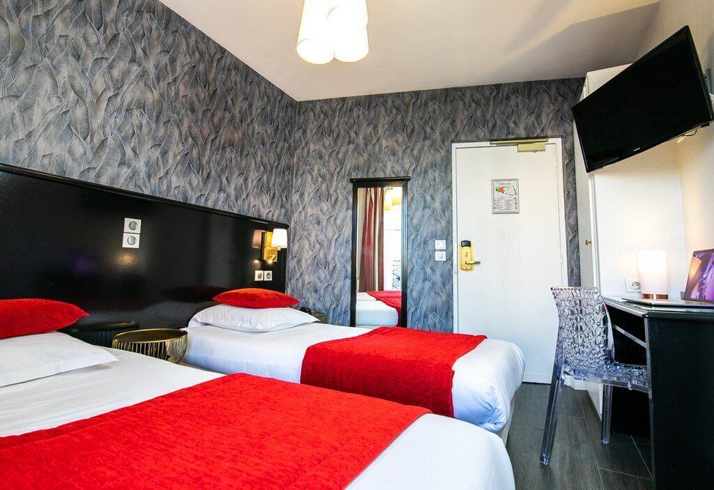 Hotel Eiffel Garibaldi 3*